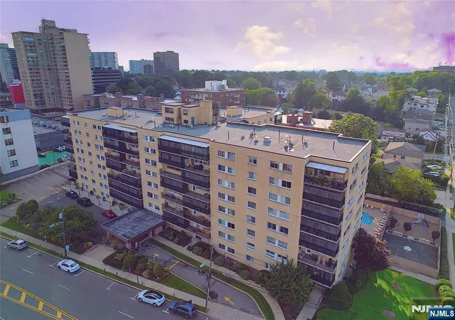 49th image of 2185 Lemoine #8M, Fort Lee, NJ 07024 | MLS# 26029644