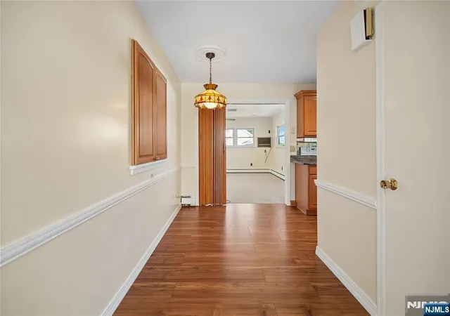 Photo 4 of Single family home for sale at 9-14 6Th St, Fair Lawn, NJ 07410 | MLS# 26029655 | Listing updated on 2026-09-13