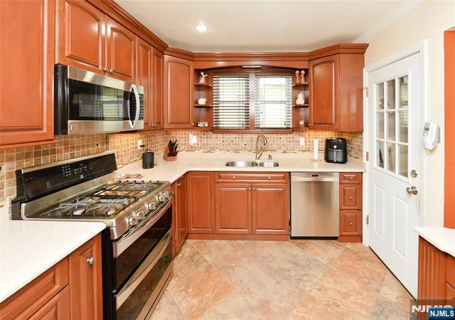 Photo 4 of Sale Pending at 1556 Wyndmoor Ave, Hillside, NJ 07205 | MLS# 26029670 | Listing updated on 2026-08-19