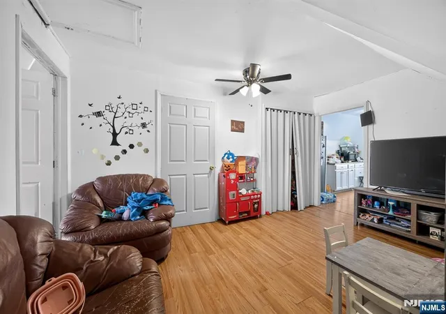4th image of 128 Ackerman Ave, Clifton City, NJ 07011