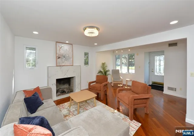 Photo 2 of Sale Pending at 17 23 Berdan Ave, Fair Lawn, NJ 07410 | MLS# 26029682 | Listing updated on 2026-08-20