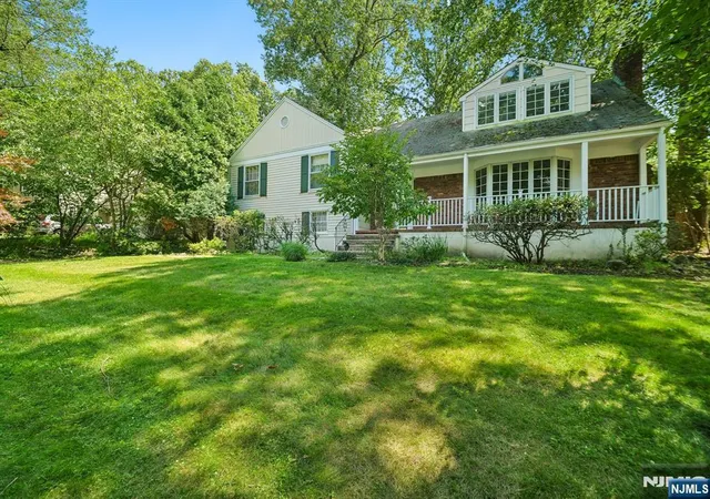 Photo 3 of Single family home for sale at 9 Coleridge Rd, Millburn, NJ 07078 | MLS# 26029699 | Listing updated on 2026-08-12