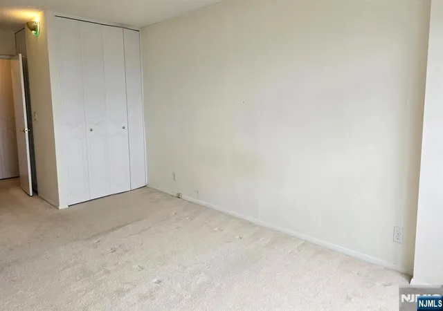 2nd image of 2100 Linwood Ave, Fort Lee, NJ 07024