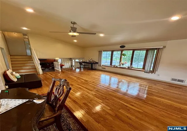 Photo 4 of Single family home for sale at 114 Sandra Dr, Totowa, NJ 07512 | MLS# 26029761 | Listing updated on 2026-10-03