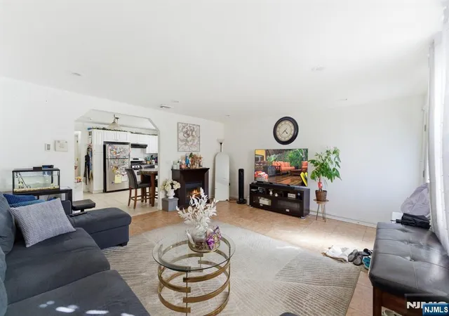 Photo 3 of Sale Pending at 270 Westervelt Pl, Lodi, NJ 07644 | MLS# 26029769 | Listing updated on 2026-09-01