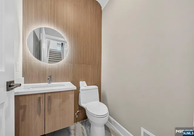 Photo 3 of Townhouse for sale at 156 Morningside Ln #A, Palisades Park, NJ 07650 | MLS# 26029782 | Listing updated on 2026-08-11