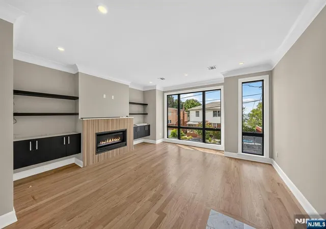 Photo 4 of Townhouse for sale at 156 Morningside Ln #A, Palisades Park, NJ 07650 | MLS# 26029782 | Listing updated on 2026-08-11