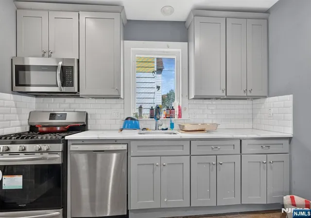 Photo 1 of Sale Pending at 723 Jersey Ave, Elizabeth, NJ 07202 | MLS# 26029787 | Listing updated on 2026-09-03