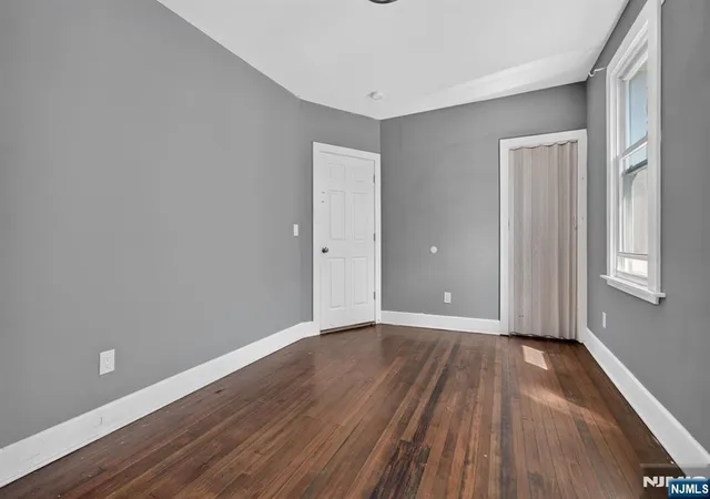 Photo 3 of Sale Pending at 723 Jersey Ave, Elizabeth, NJ 07202 | MLS# 26029787 | Listing updated on 2026-09-03