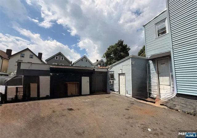 3rd image of 190 Taylor St, Orange, NJ 07050 | MLS# 26029813