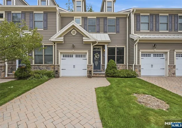 4th image of 1005 Whitney Ln, Allendale, NJ 07401 | MLS# 26029814