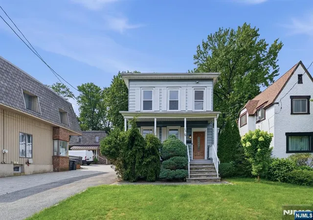 2nd image of 25 6th St, Englewood Cliffs, NJ 07632 | MLS# 26029820