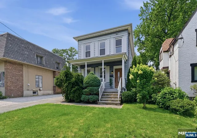 3rd image of 25 6Th St, Englewood Cliffs, NJ 07632 | MLS# 26029820