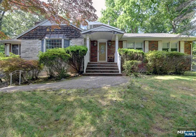 Photo 1 of Land for sale at 34 Knoll Rd, Wayne, NJ 07470 | MLS# 26029837 | Listing updated on 2026-09-17