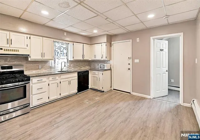4th image of 39 La France Ave, Bloomfield, NJ 07003 | MLS# 26029841