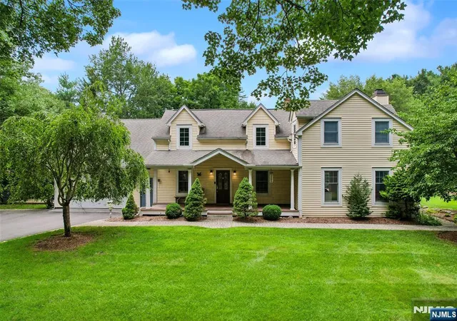 Photo 1 of Single family home for sale at 58 Powell Rd, Allendale, NJ 07401 | MLS# 26029864 | Listing updated on 2026-09-16