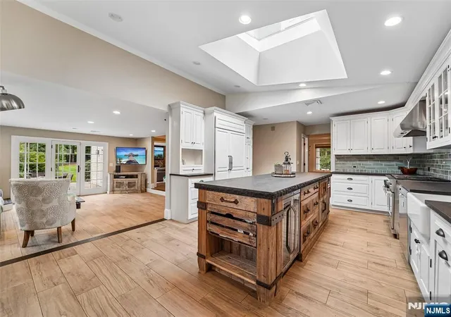 Photo 4 of Single family home for sale at 58 Powell Rd, Allendale, NJ 07401 | MLS# 26029864 | Listing updated on 2026-09-16
