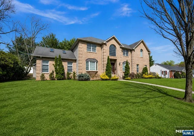 Photo 2 of Single family home for sale at 683 Victoria Ave, Paramus, NJ 07652 | MLS# 26029889 | Listing updated on 2026-08-07