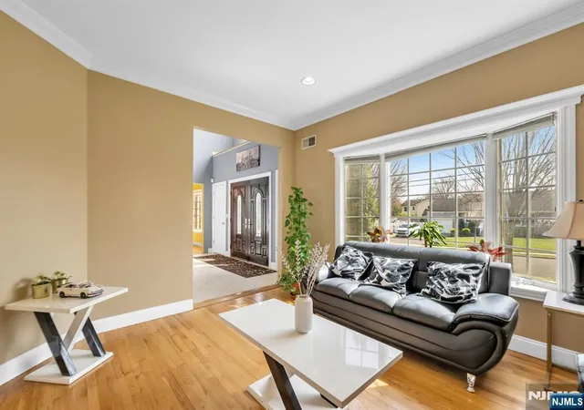 Photo 4 of Single family home for sale at 683 Victoria Ave, Paramus, NJ 07652 | MLS# 26029889 | Listing updated on 2026-08-07