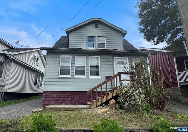 Photo 2 of Sale Pending at 1113 Woolley Ave, Union, NJ 07083 | MLS# 26029890 | Listing updated on 2026-09-08