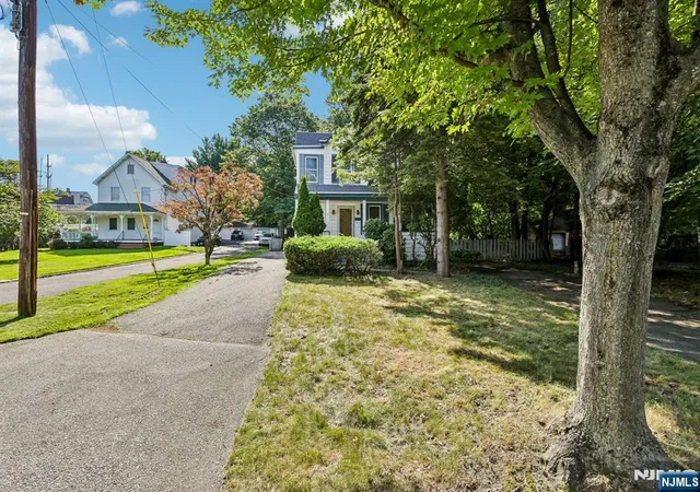 2nd image of 14 Jacobus Ave, Little Falls, NJ 07424 | MLS# 26029910