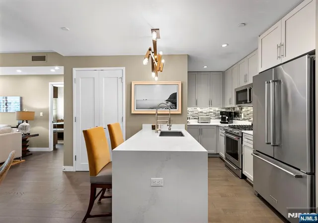 Photo 4 of Condo for sale at 800 Ave At Port Imperial #318, Weehawken, NJ 07086 | MLS# 26029917 | Listing updated on 2026-10-03
