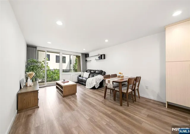 5th image of 1 Wall St, Fort Lee, NJ 07024