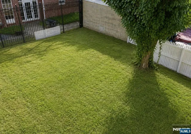 Photo 4 of Sale Pending at 72 Sunset Ave, Newark, NJ 07106 | MLS# 26029949 | Listing updated on 2026-09-08