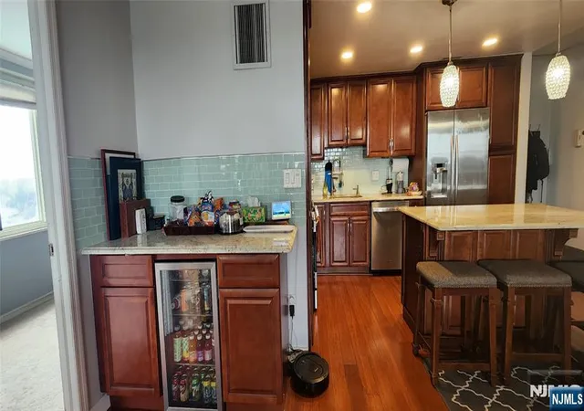1st image of 555 North Ave #11E, Fort Lee, NJ 07024 | MLS# 26029964