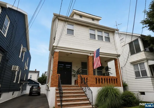 Photo 3 of Multi family home for sale at 191 N 16th, Bloomfield, NJ 07003 | MLS# 26030018 | Listing updated on 2026-09-08