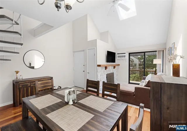 Photo 4 of Sale Pending at 102 West Ridge Mews, Wood Ridge, NJ 07075 | MLS# 26030019 | Listing updated on 2026-09-04