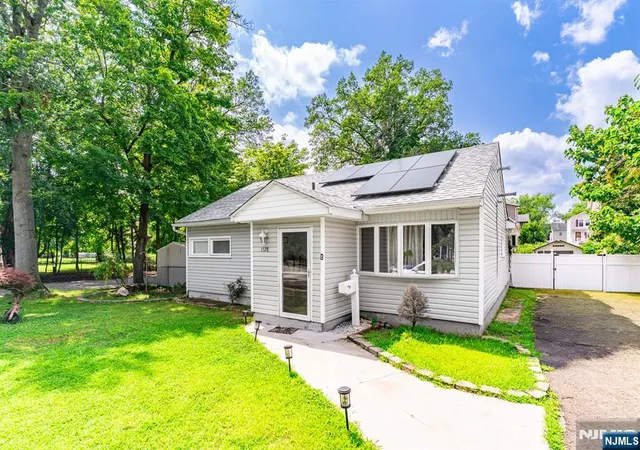 Photo 1 of Land for sale at 1528 Washington Ave, Pompton Lakes, NJ 07442 | MLS# 26030047 | Listing updated on 2026-09-19