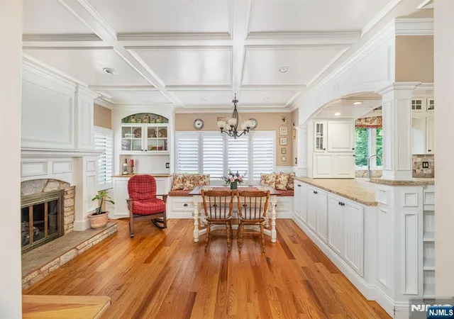 5th image of 9 Grist Ml Run, Mahwah, NJ 07430 | MLS# 26030053