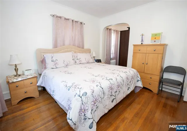 2nd image of 19 Irvington Pl, Clifton, NJ 07013 | MLS# 26030060
