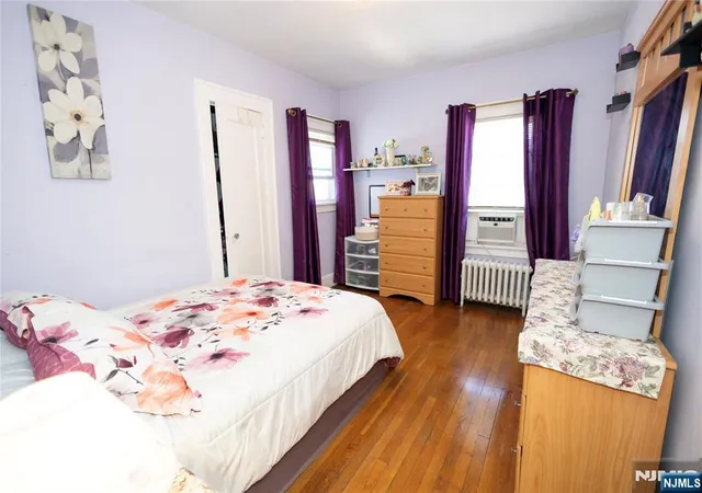 4th image of 19 Irvington Pl, Clifton, NJ 07013 | MLS# 26030060