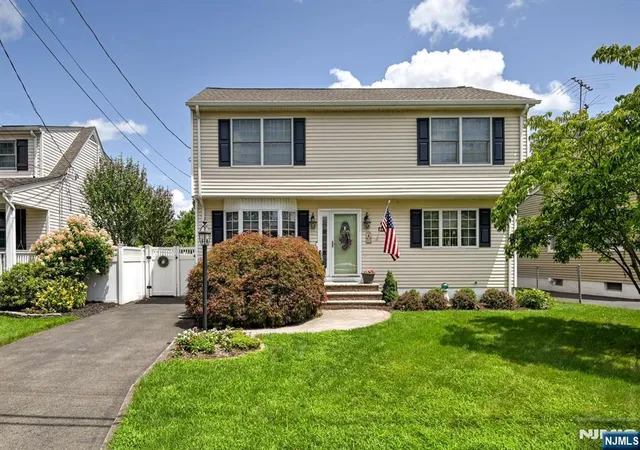 Photo 2 of Sale Pending at 115 Olive Ave, Pompton Lakes, NJ 07442 | MLS# 26030069 | Listing updated on 2026-08-27