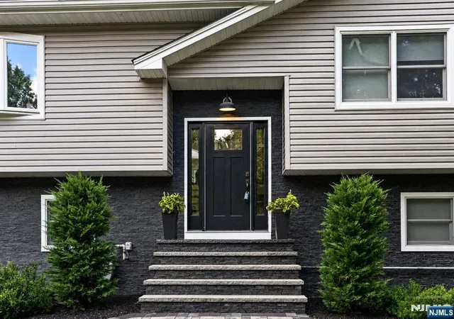 2nd image of 23 Douglas Dr, Montville Township, NJ 07082 | MLS# 26030071