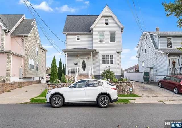 Single family home for sale at 656 Devon St, Kearny, NJ 07032 | MLS# 26030130