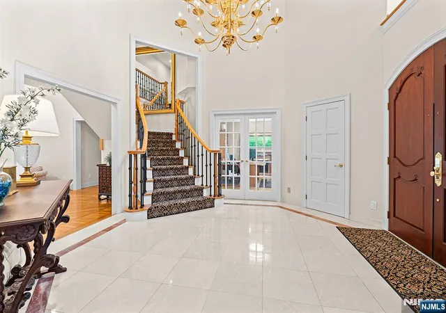 5th image of 27 Shinnecock Trl, Franklin Lakes, NJ 07417 | MLS# 26030142