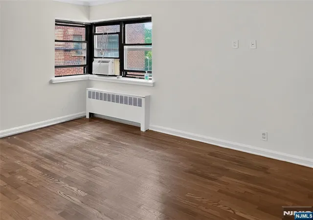 2nd image of 2339 Hudson Ter #C7, Fort Lee, NJ 07024 | MLS# 26030147