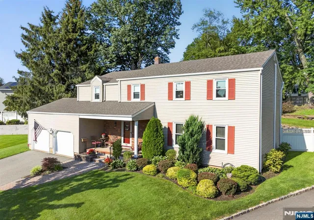 Photo 3 of Sale Pending at 26 Coppola Ct, Clifton, NJ 07013 | MLS# 26030182 | Listing updated on 2026-09-09