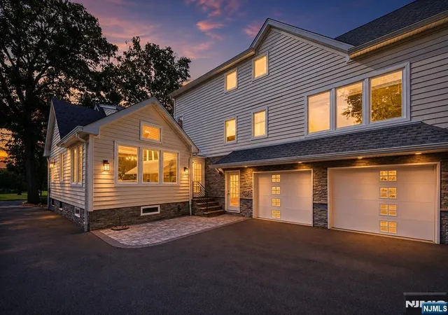 Photo 1 of Single family home for sale at 40 Dean Dr, Tenafly, NJ 07670 | MLS# 26030193 | Listing updated on 2026-08-23