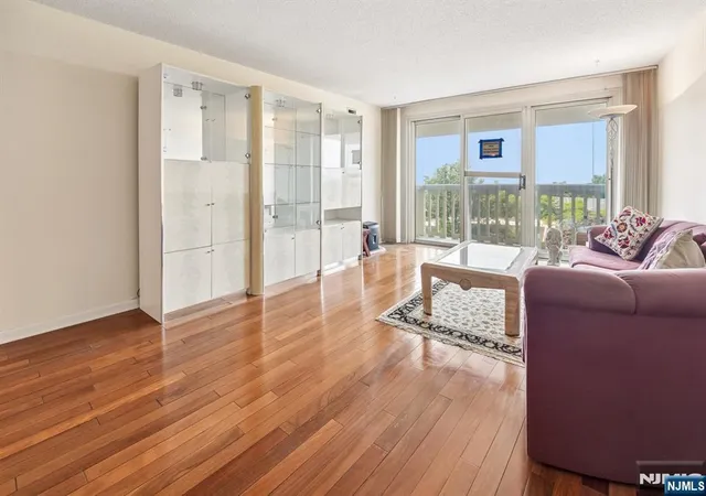 4th image of 555 North Ave #8N, Fort Lee, NJ 07024 | MLS# 26030200