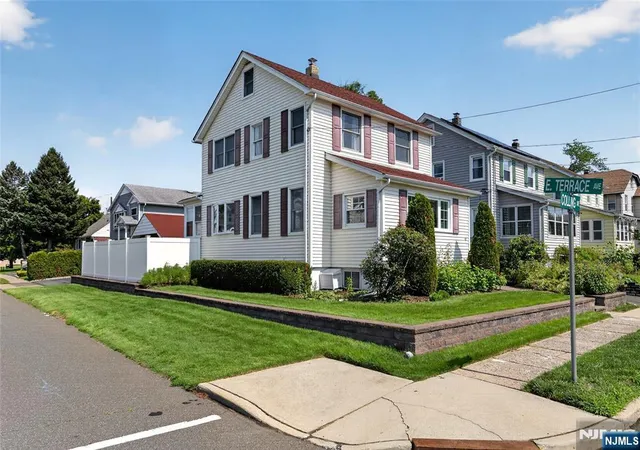 2nd image of 47 Colling Ave, Rochelle Park, NJ 07662 | MLS# 26030221