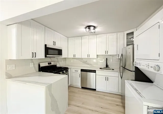 1st image of 135 Falcon Ridge Way, Hamburg, NJ 07419 | MLS# 26030246