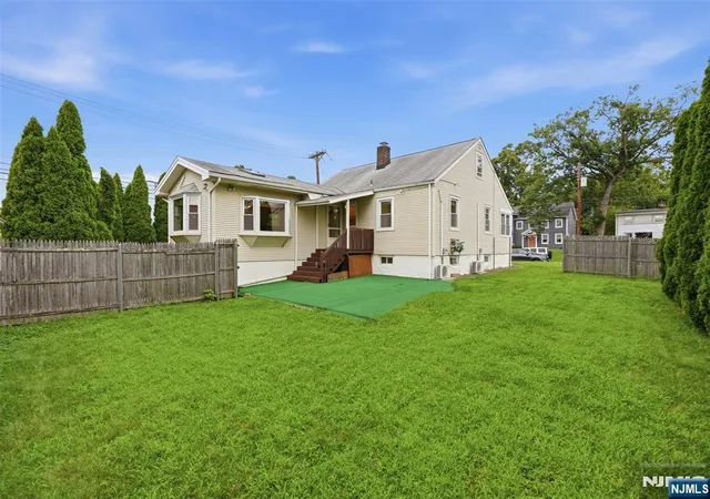 18th image of 26 Dora Ave, Waldwick, NJ 07463 | MLS# 26030251