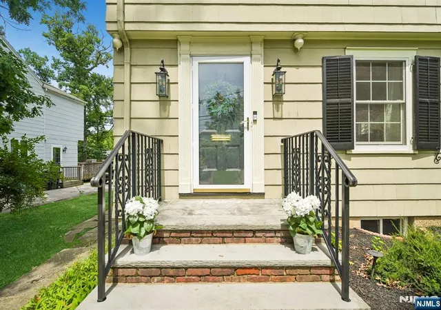Photo 3 of Single family home for sale at 68 Linden Ave, Verona, NJ 07044 | MLS# 26030262 | Listing updated on 2026-09-18