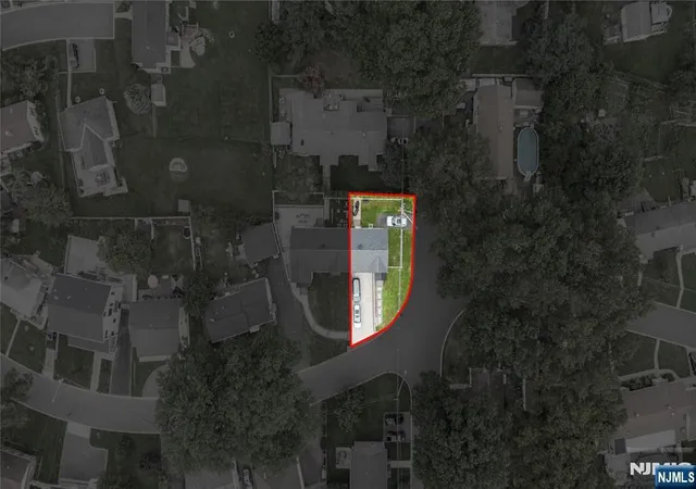 41st image of 14 16 Mount Washington, Clifton, NJ 07013 | MLS# 26030288
