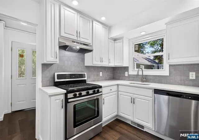 Photo 3 of Sale Pending at 27 Ferndale Rd, Wayne, NJ 07470 | MLS# 26030289 | Listing updated on 2026-09-18