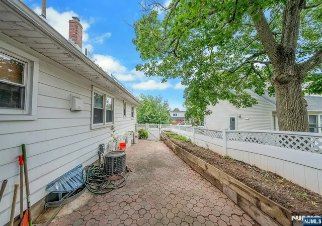 Photo 4 of Single family home for sale at 48 Doherty Dr, Clifton, NJ 07013 | MLS# 26030319 | Listing updated on 2026-09-19